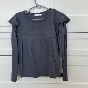 Mango Girls 7-8 (true size 6>7) Ruffle Sleeve Top in navy/gray